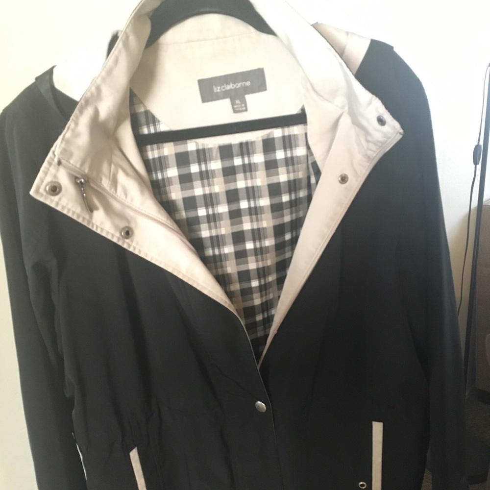 Rain Jacket w/removable hood